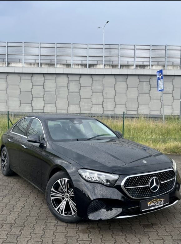 wynajem samochodu mercedes klasy E